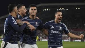 自从她进入 自从她进入